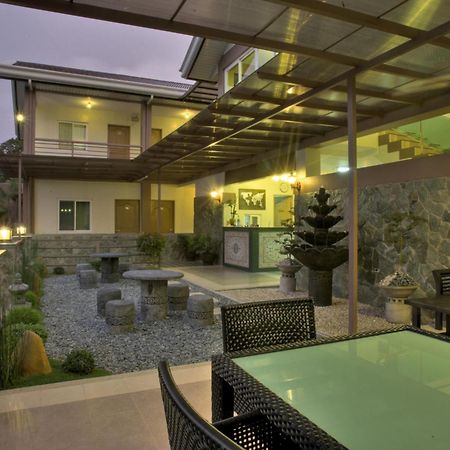 Tagaytay Wingate Manor Hotel Tagaytay City Exterior photo